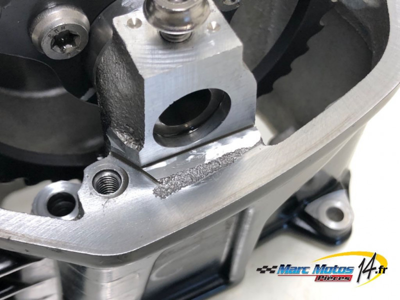 CULASSE GAUCHE BMW R1200R 2017