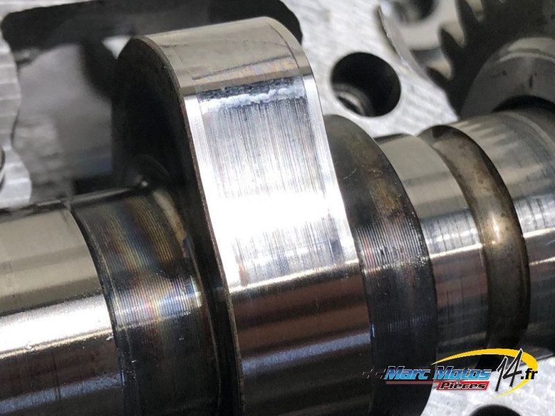 CULASSE GAUCHE BMW R1200R 2017