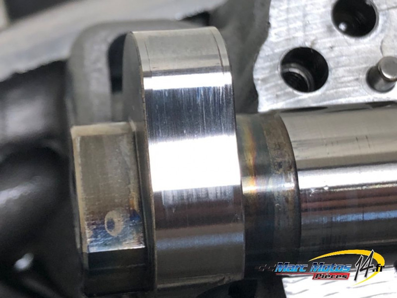 CULASSE GAUCHE BMW R1200R 2017