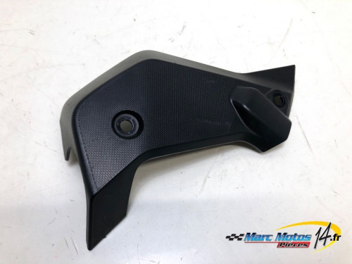 ECOPE DE RADIATEUR DROITE BMW R1200R 2017