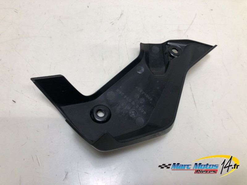 ECOPE DE RADIATEUR DROITE BMW R1200R 2017