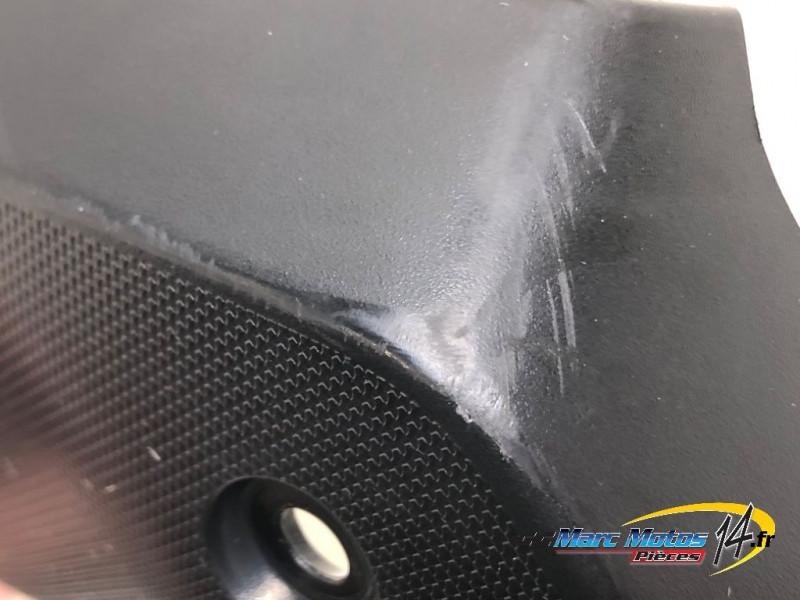 ECOPE DE RADIATEUR GAUCHE BMW R1200R 2017