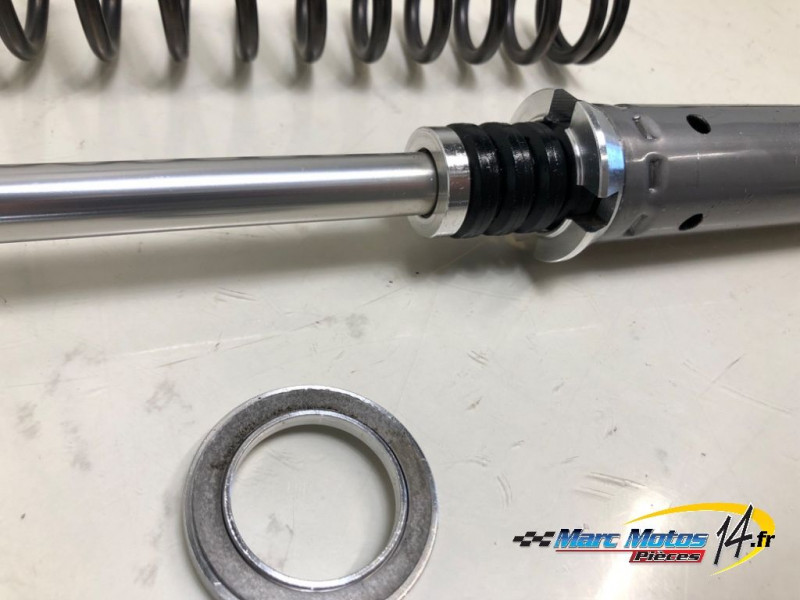 INTERIEUR DE FOURCHE BMW R1200R 2017