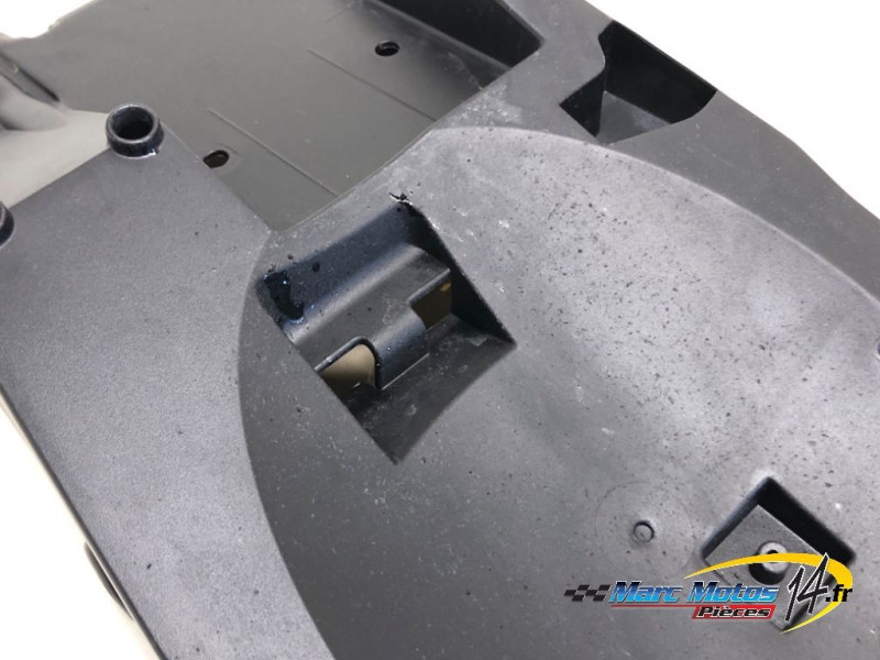 PASSAGE DE ROUE BMW R1200R 2017