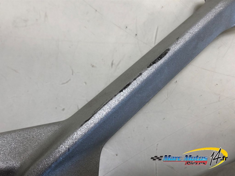 PLATINE ARRIERE GAUCHE BMW R1200R 2017