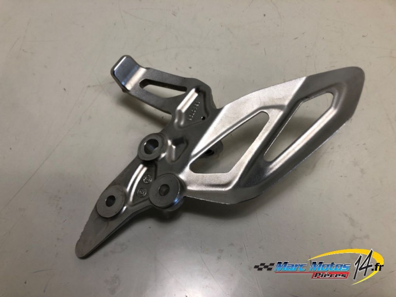 PLATINE AVANT GAUCHE BMW R1200R 2017