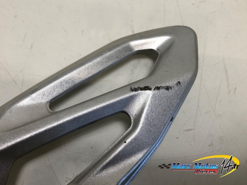 PLATINE AVANT GAUCHE BMW R1200R 2017