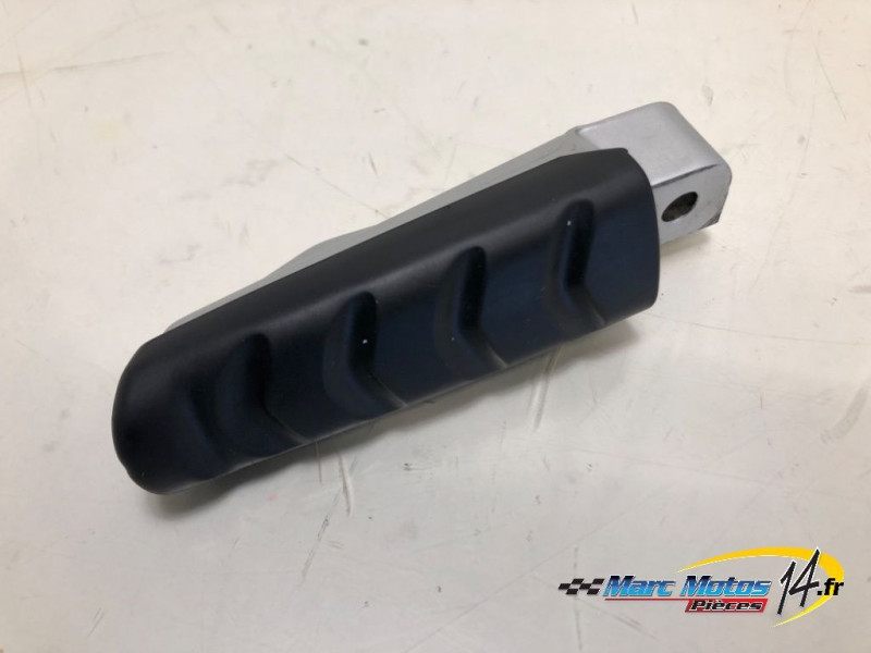 REPOSE-PIED ARRIERE DROIT BMW R1200R 2017