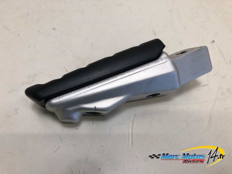 REPOSE-PIED ARRIERE DROIT BMW R1200R 2017