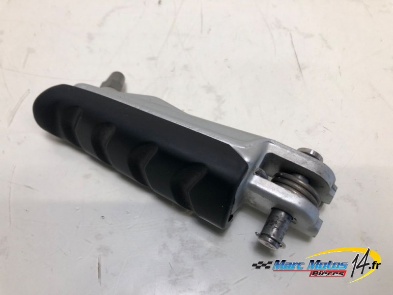 REPOSE-PIED AVANT DROIT BMW R1200R 2017