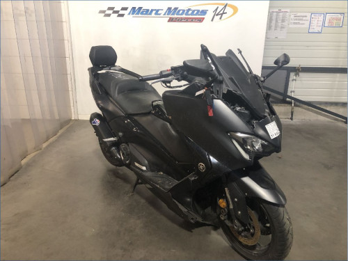 YAMAHA 530 TMAX 