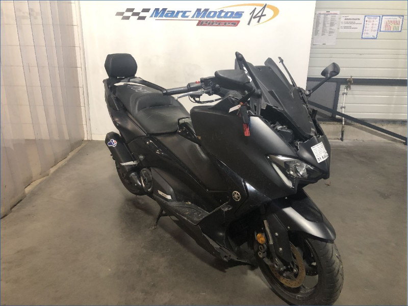 YAMAHA 530 TMAX 