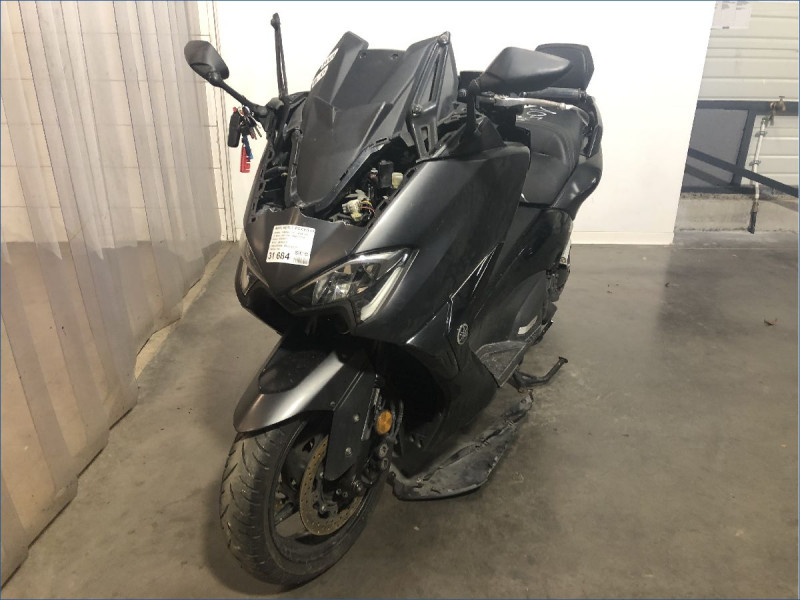 YAMAHA 530 TMAX 