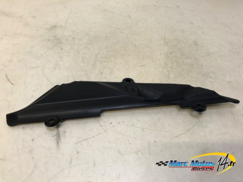 HABILLAGE DE CADRE DROIT TRIUMPH 1200 TIGER EXPLORER 2013