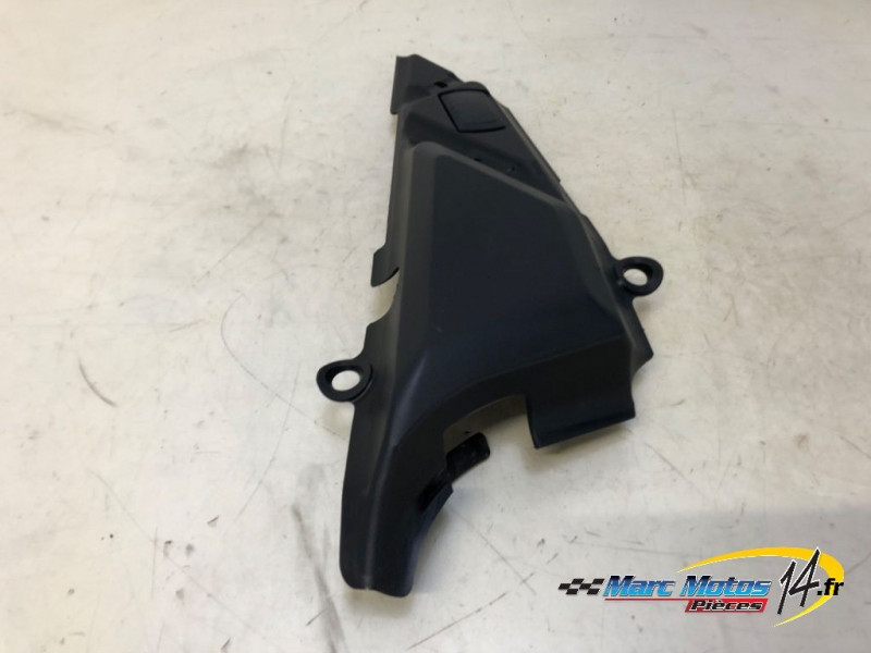 HABILLAGE DE CADRE GAUCHE TRIUMPH 1200 TIGER EXPLORER 2013