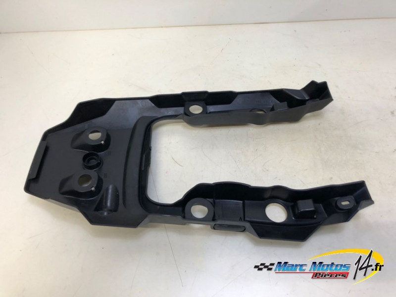 JONCTION ARRIERE DE CACHES LATERAUX TRIUMPH 1200 TIGER EXPLORER 2013