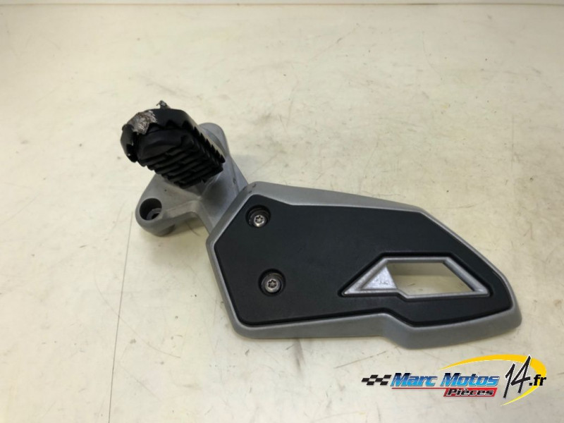 PLATINE AVANT DROITE TRIUMPH 1200 TIGER EXPLORER 2013