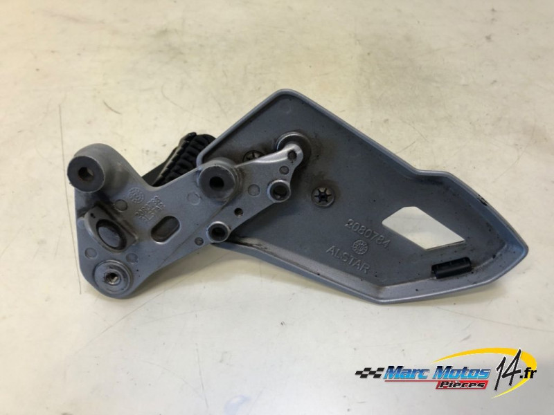 PLATINE AVANT DROITE TRIUMPH 1200 TIGER EXPLORER 2013