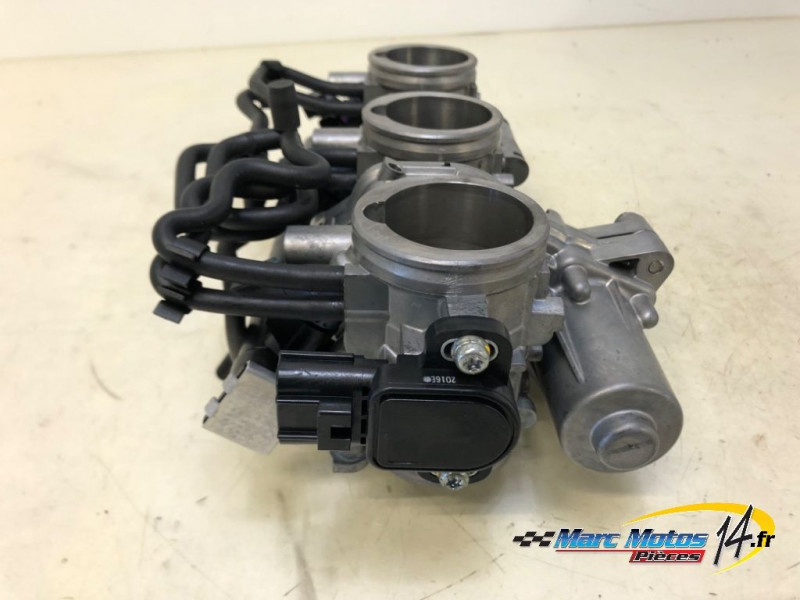 RAMPE D'INJECTION TRIUMPH 1200 TIGER EXPLORER 2013