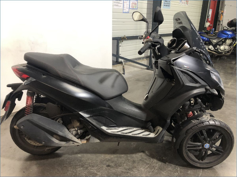 PIAGGIO 300 MP3 HPE