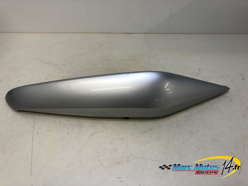 CACHE LATERAL DROIT KAWASAKI ER6 F 2006