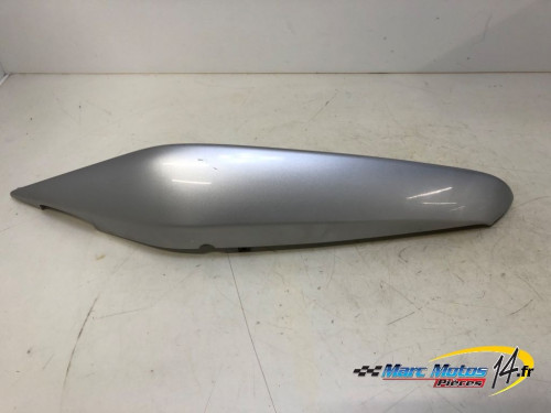 CACHE LATERAL GAUCHE KAWASAKI ER6 F 2006