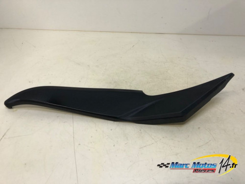 CACHE LATERAL INTERMEDIAIRE GAUCHE KAWASAKI ER6 F 2006