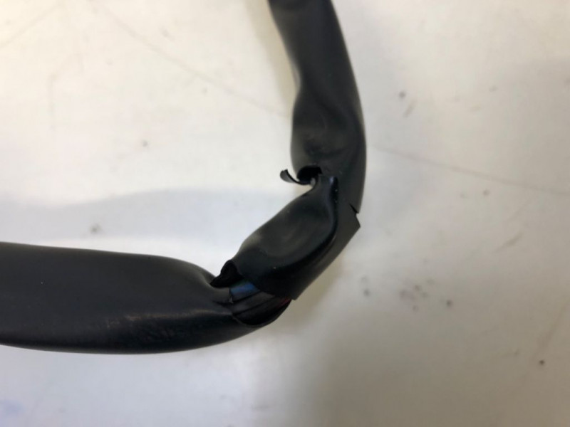 COMMODO GAUCHE KAWASAKI ER6 F 2006