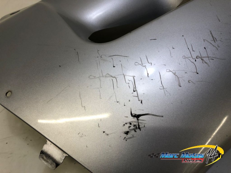 FLANC DE CARENAGE DROIT KAWASAKI ER6 F 2006