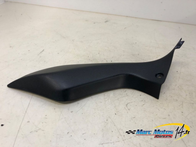 HABILLAGE DE TETE DE FOURCHE GAUCHE KAWASAKI ER6 F 2006