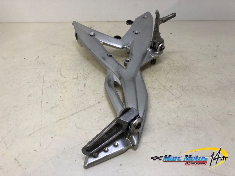 PLATINE MIXTE DROITE KAWASAKI ER6 F 2006