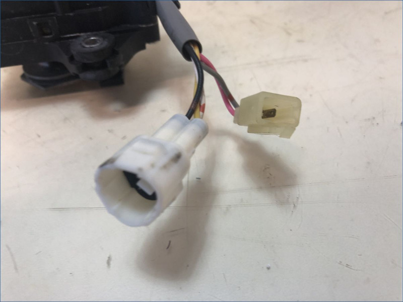 MOTEUR DE VALVE D'ECHAPPEMENT KAWASAKI ZX10R 2012