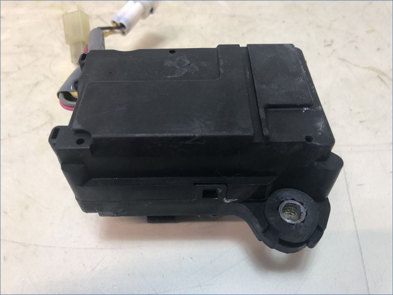 MOTEUR DE VALVE D'ECHAPPEMENT KAWASAKI ZX10R 2012