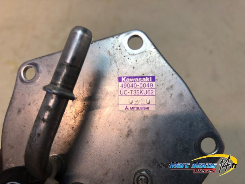 POMPE A ESSENCE KAWASAKI ZX10R 2012