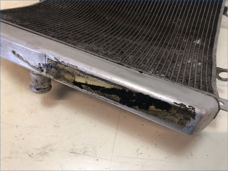 RADIATEUR D'EAU KAWASAKI ZX10R 2012