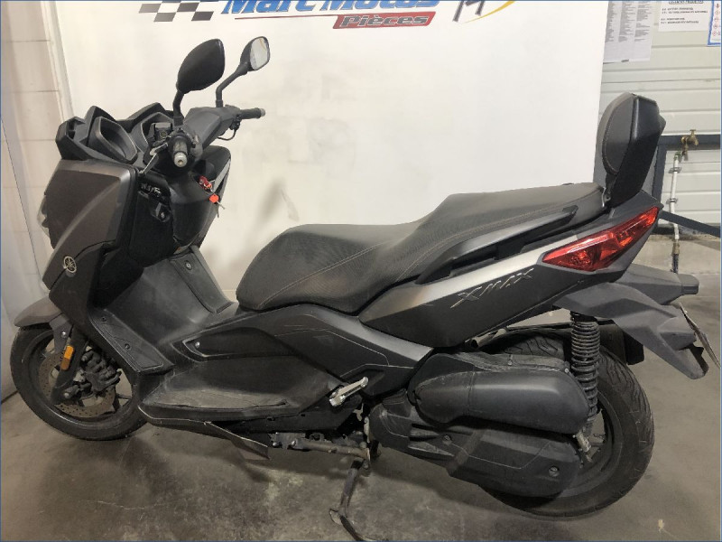 YAMAHA 125 XMAX 