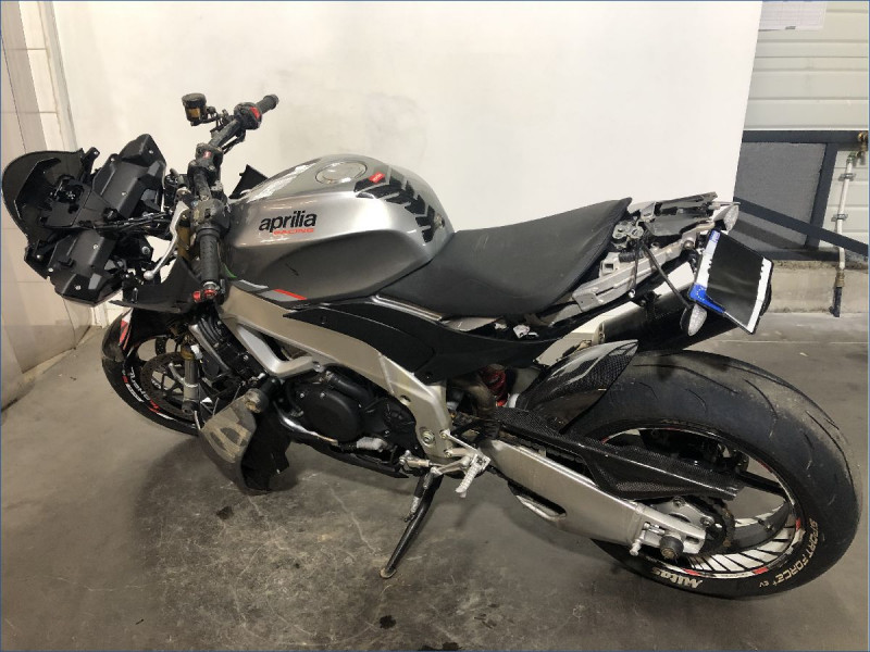 APRILIA 1100 TUONO V4