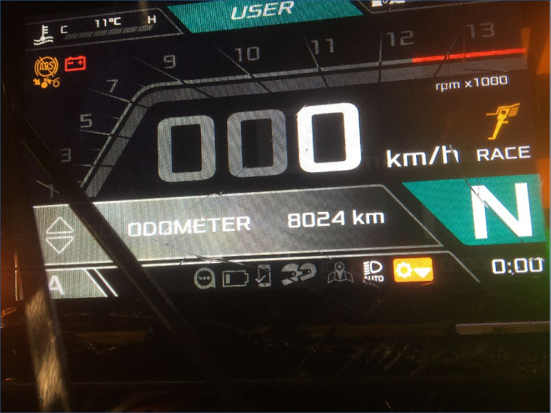 APRILIA 1100 TUONO V4