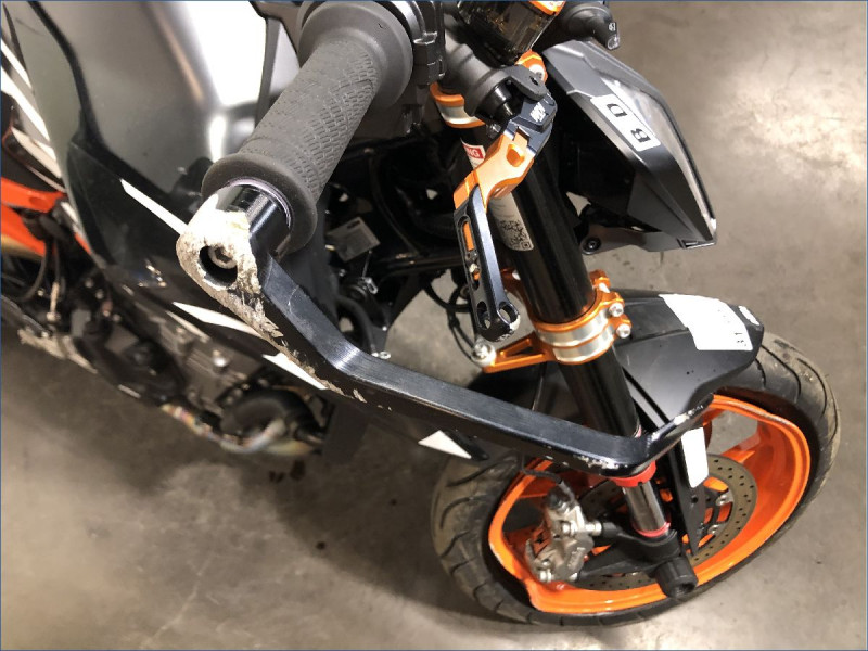 KTM 890 DUKE 