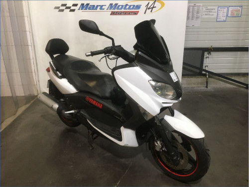 YAMAHA 125 XMAX 