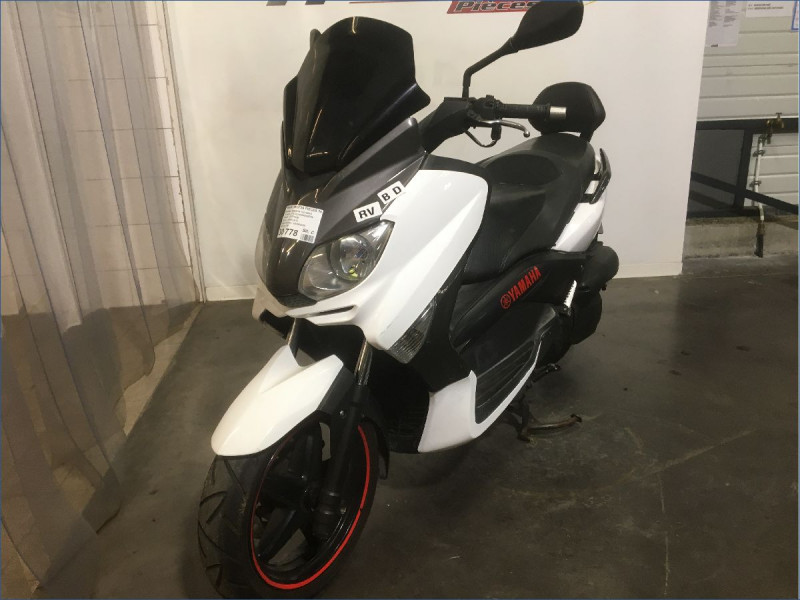 YAMAHA 125 XMAX 