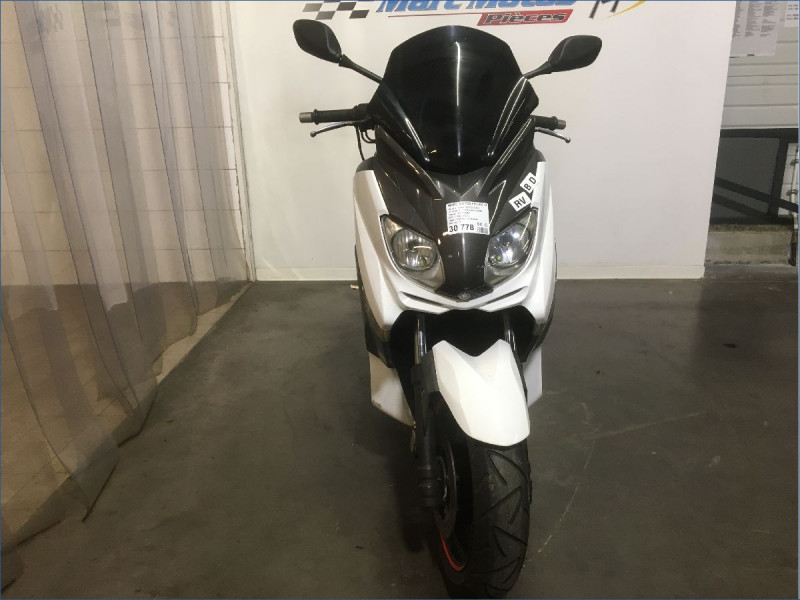 YAMAHA 125 XMAX 