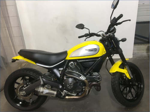 DUCATI 800 SCRAMBLER 