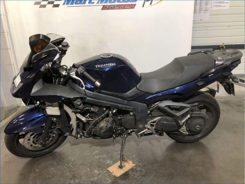 TRIUMPH 1050 SPRINT GT