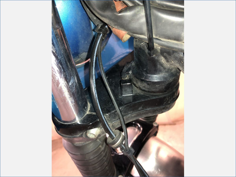 MOTO GUZZI 750 V7 STONE 