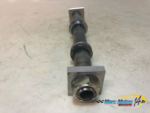 AXE DE ROUE ARRIERE YAMAHA MT09 SP 2021