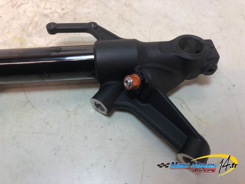 BRAS DE FOURCHE DROIT YAMAHA MT09 SP 2021