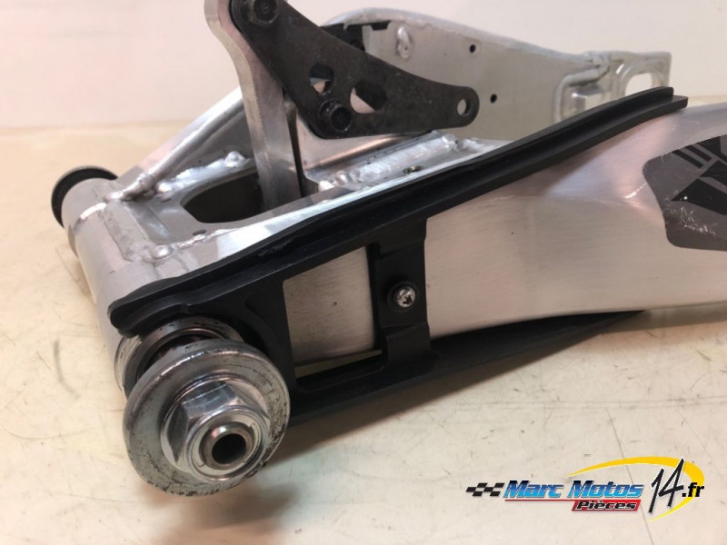 BRAS OSCILLANT YAMAHA MT09 SP 2021