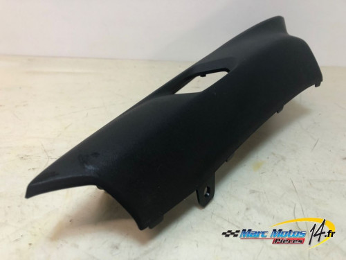 CACHE LATERAL DROIT YAMAHA MT09 SP 2021