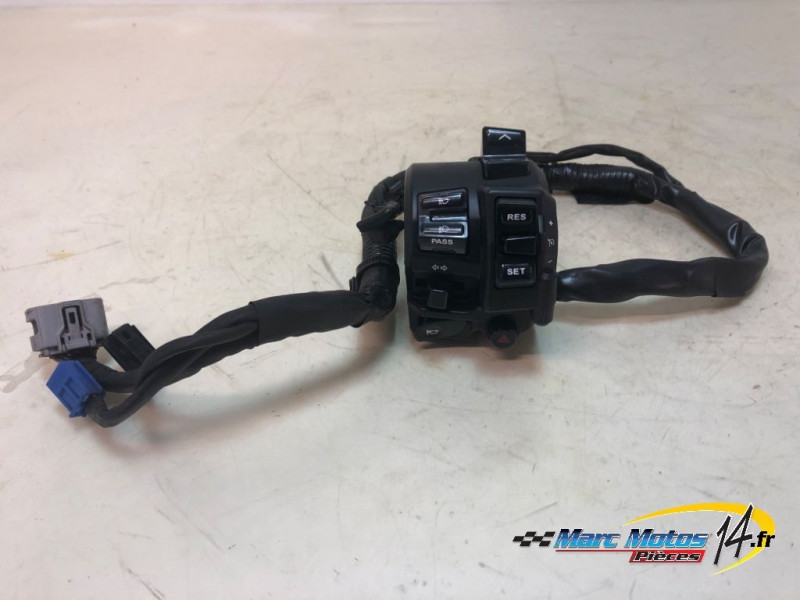 COMMODO GAUCHE YAMAHA MT09 SP 2021